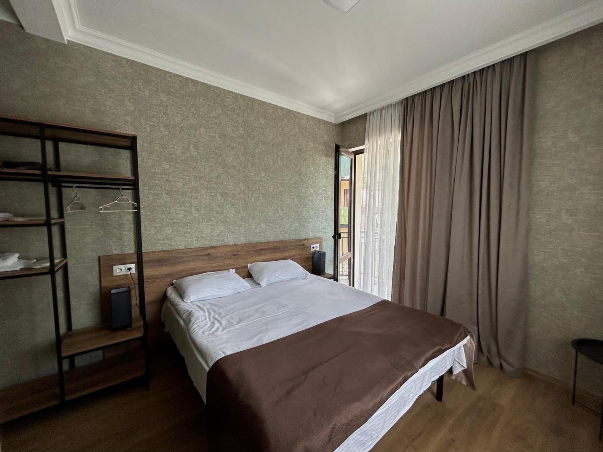 Hotel Aldema Kazbegi Esterno foto